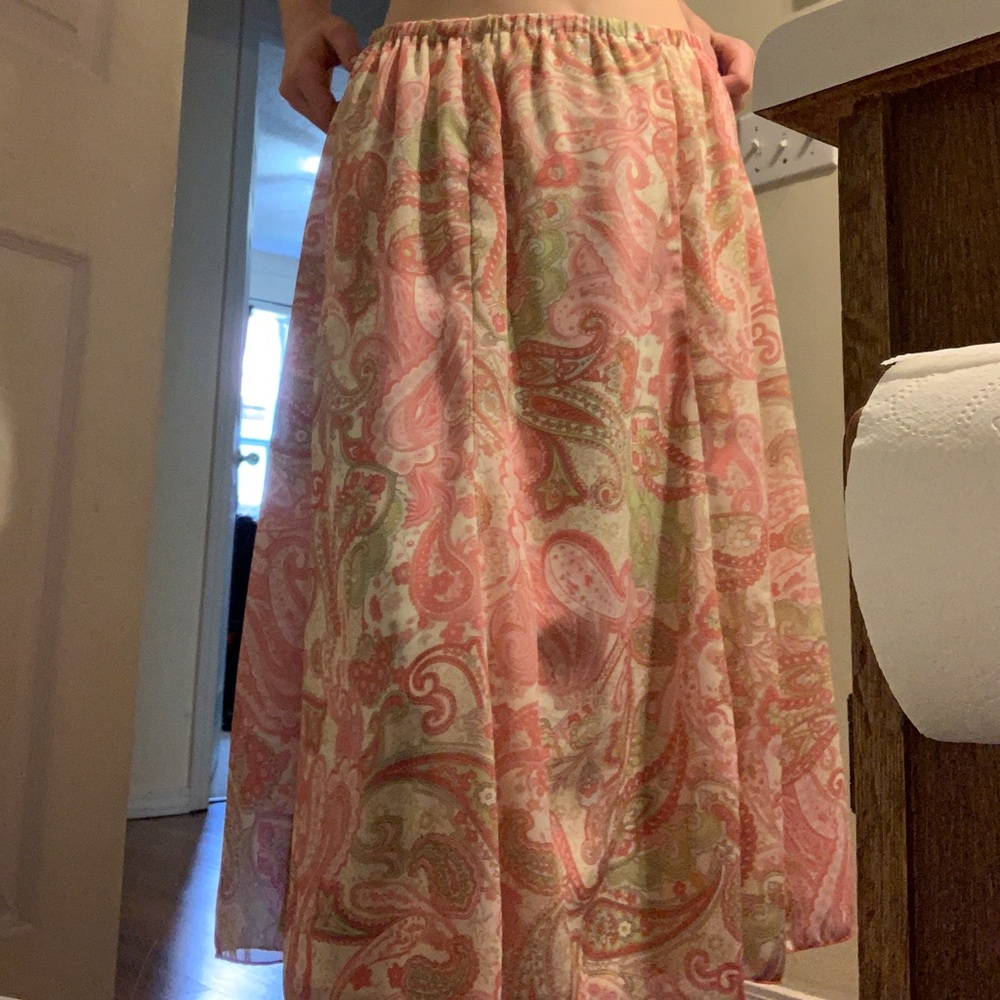 HIPPIE VINTAGE LONG SKIRT!